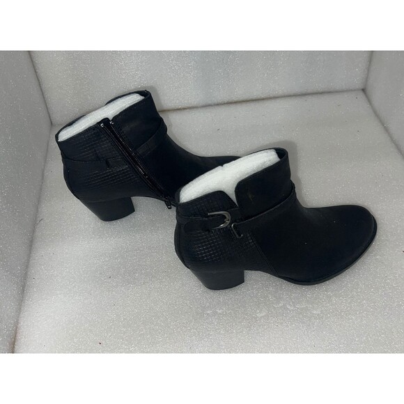 BareTraps Shoes - Baretraps Rylen Blk Textured Ankle Booties Boot  Zipper Chunky Heel size 6 1/2 M